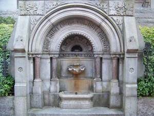 Lovecraft's fountain